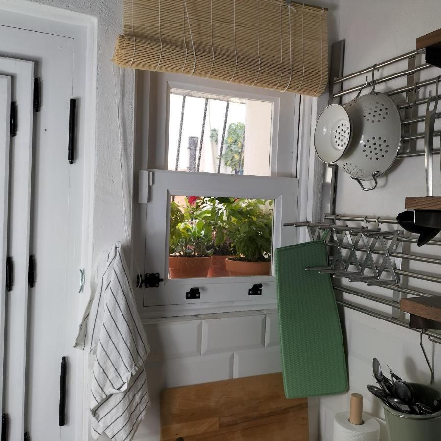 Private Terrace-Romantic-Sea, Castle Views-Central Аликанте Екстериор снимка