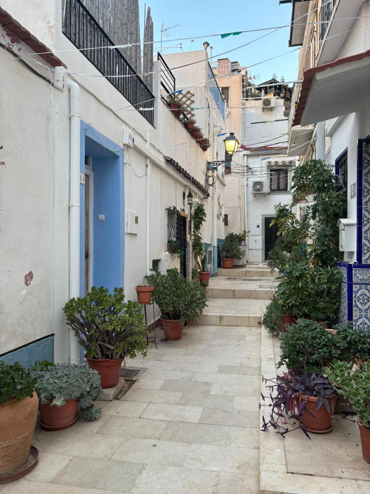 Private Terrace-Romantic-Sea, Castle Views-Central Аликанте Екстериор снимка